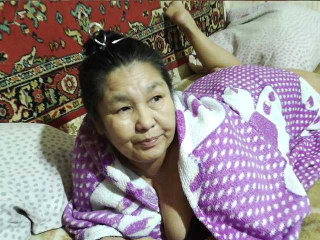 2Milf45 live cam on BongaCams