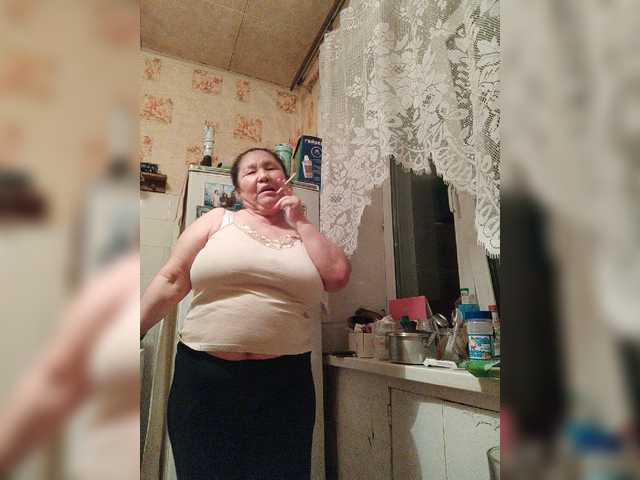  2Milf45 chat room