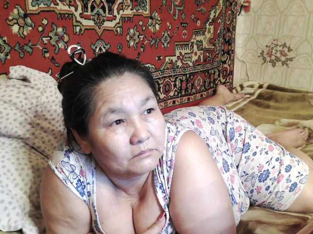 2Milf45 live cam on BongaCams