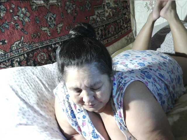 2Milf45 live cam on BongaCams