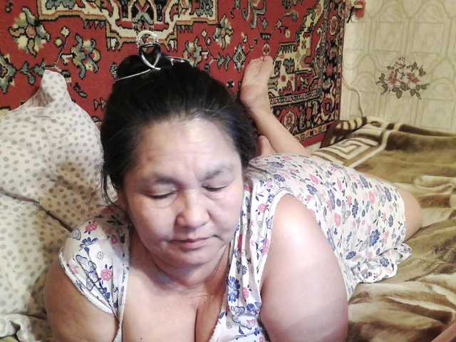 2Milf45 live cam on BongaCams