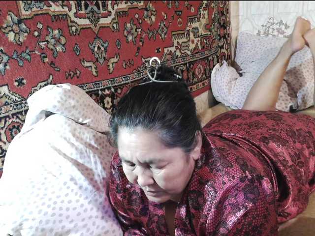 2Milf45 live webcam show