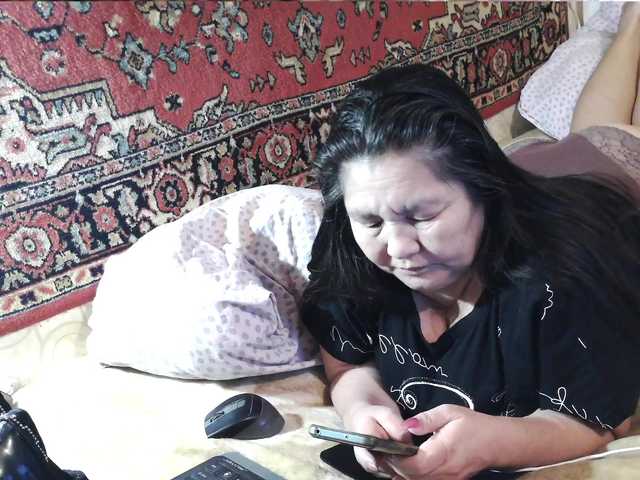 2Milf45 live cam on BongaCams