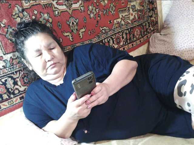 2Milf45 live cam