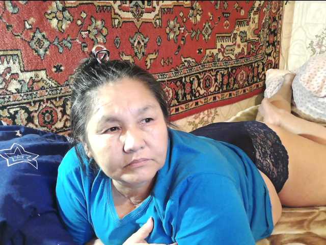 2Milf45 live cam on BongaCams