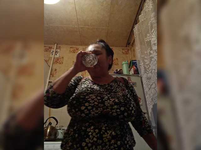 2Milf45 live cam on BongaCams