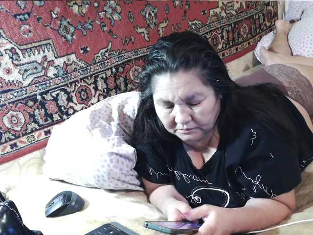 2Milf45 live cam on BongaCams