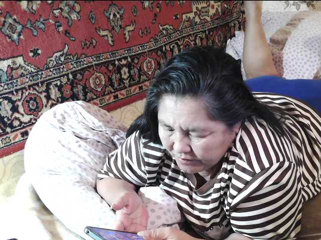 2Milf45 live cam on BongaCams
