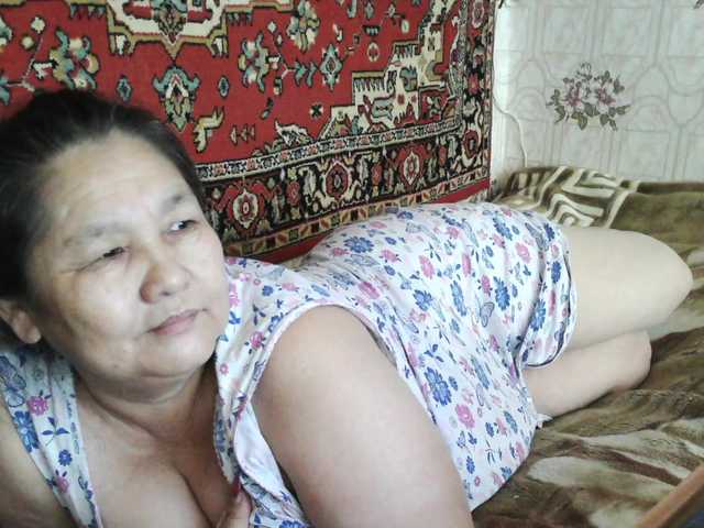 2Milf45 live cam on BongaCams