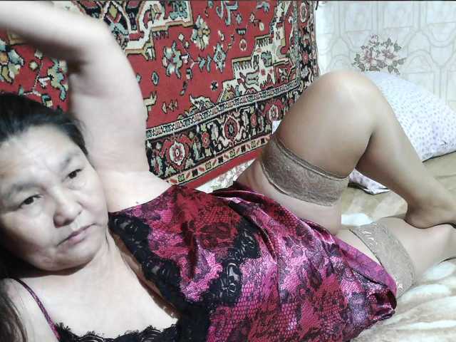 2Milf45 live cam on BongaCams