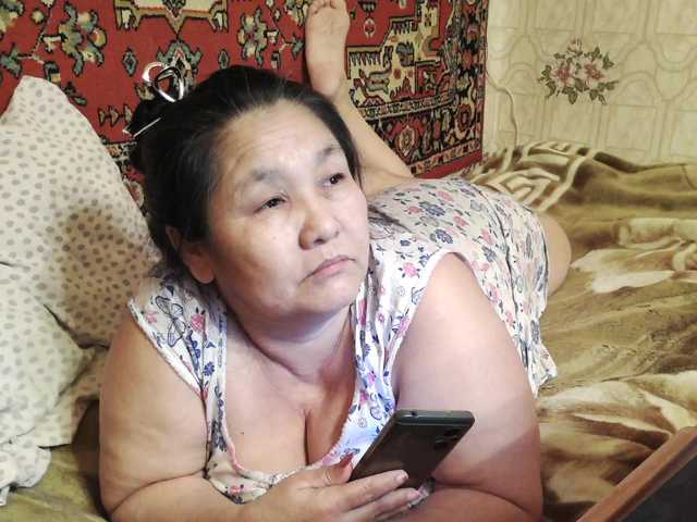 2Milf45 live cam on BongaCams