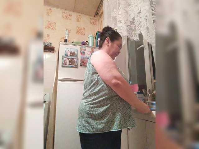 2Milf45's BongaCams show and profile