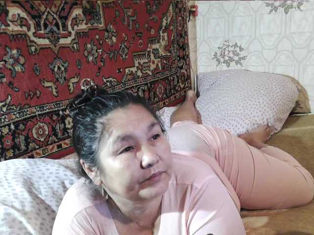 2Milf45 live cam on BongaCams
