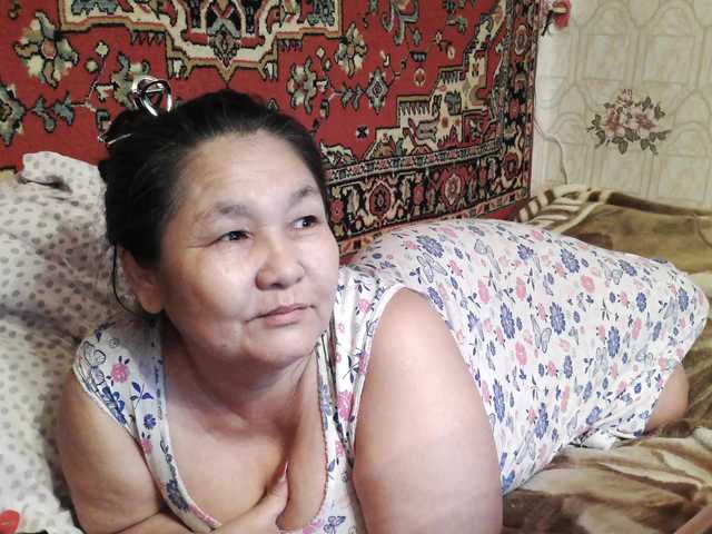 2Milf45 live cam on BongaCams