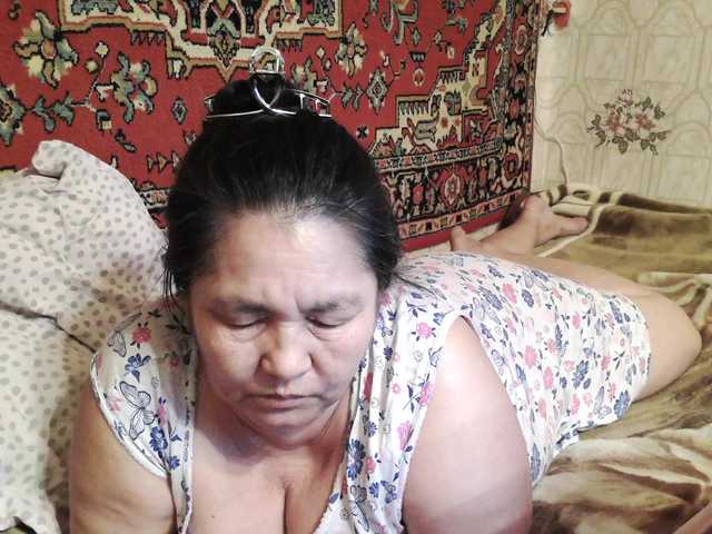 2Milf45 live cam on BongaCams