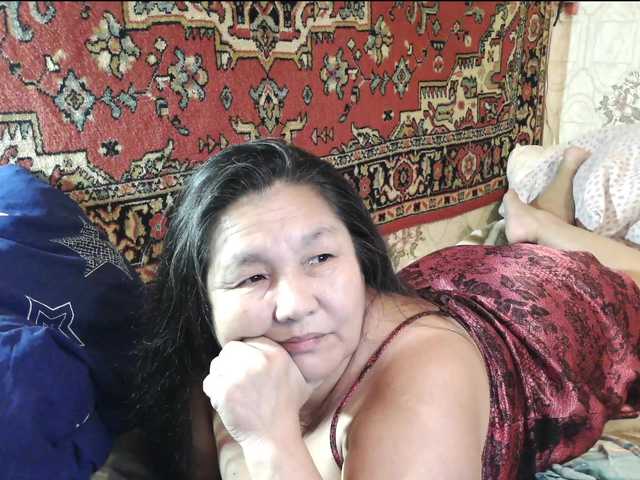 2Milf45 live cam on BongaCams