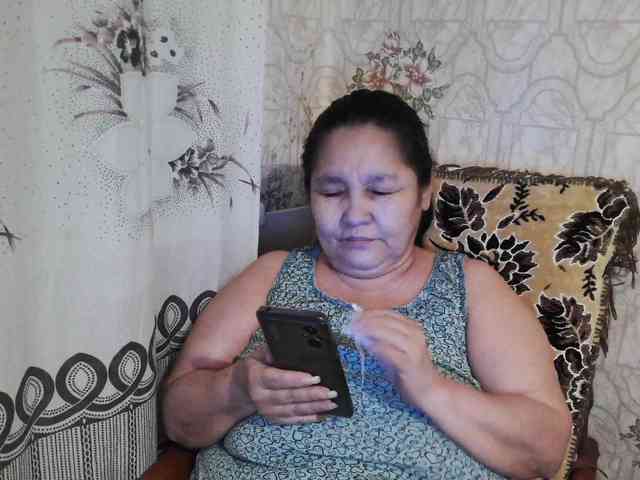 2Milf45 Live Webcam on BongaCams