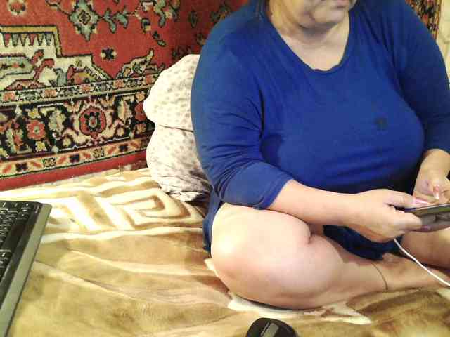 MilfZulfiya webcam