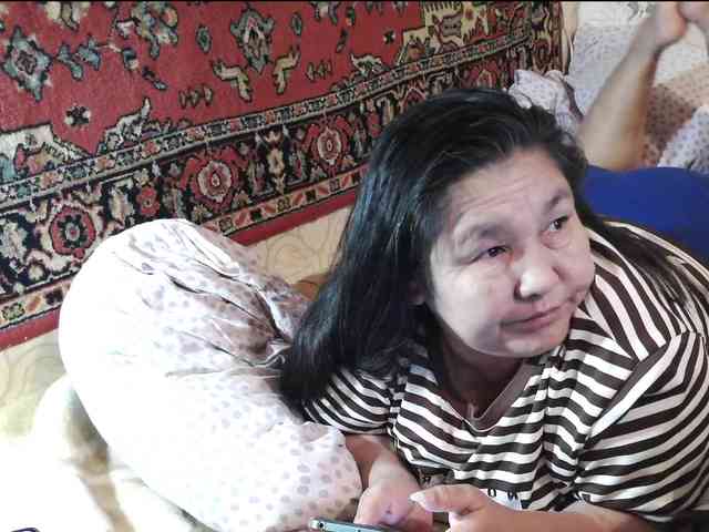 MilfZulfiya webcam