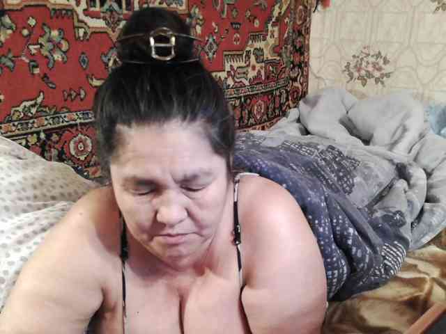 2Milf45 Live Webcam on BongaCams