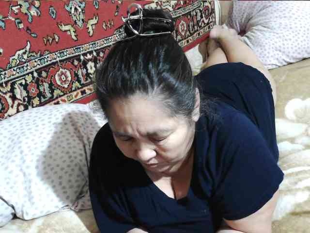 MilfZulfiya webcam