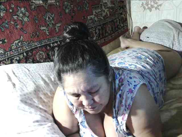 MilfZulfiya webcam