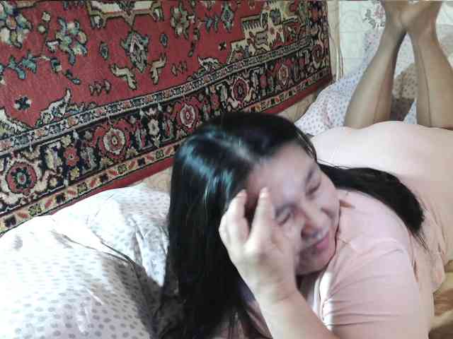 MilfZulfiya webcam