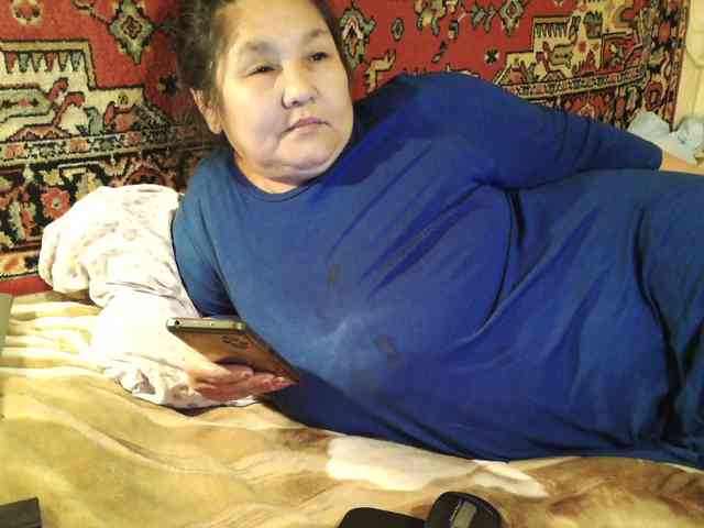 MilfZulfiya webcam
