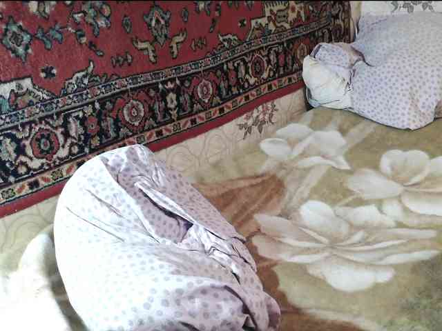 MilfZulfiya webcam