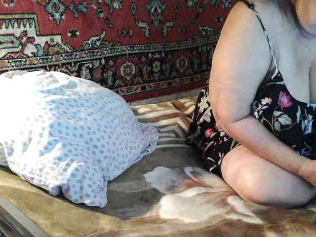 MilfZulfiya webcam