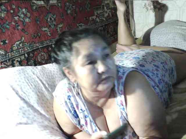MilfZulfiya webcam