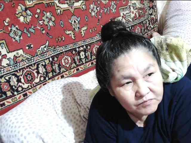 MilfZulfiya webcam