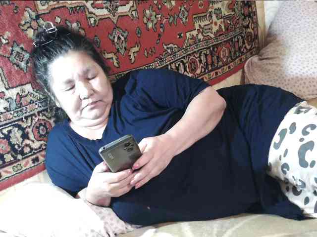 MilfZulfiya webcam