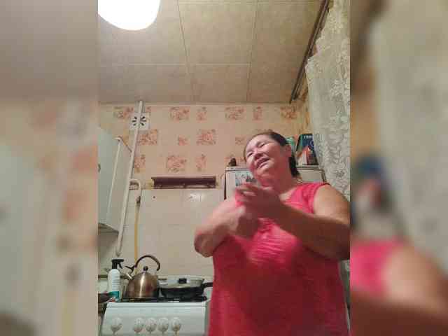 MilfZulfiya webcam
