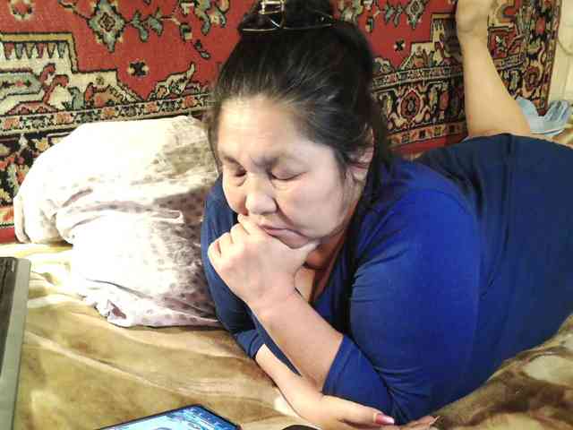MilfZulfiya webcam