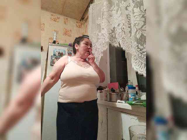 MilfZulfiya webcam