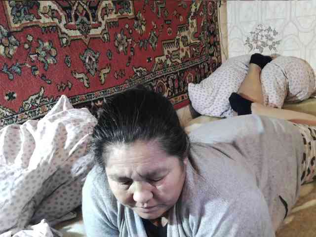 MilfZulfiya webcam