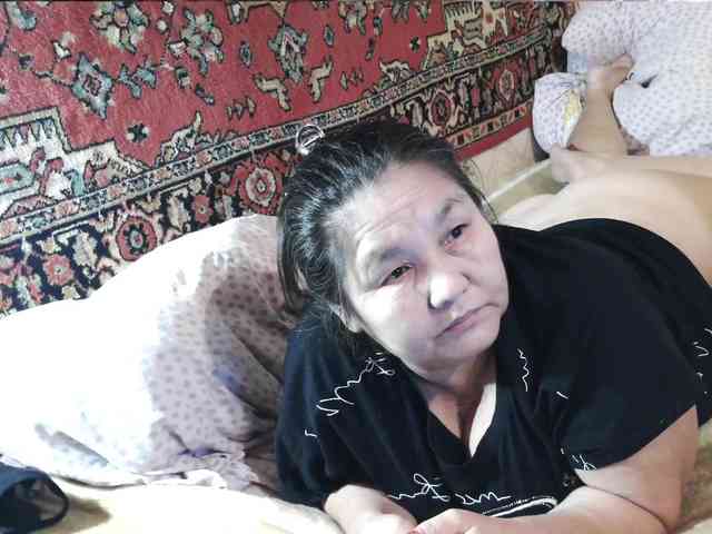 MilfZulfiya webcam