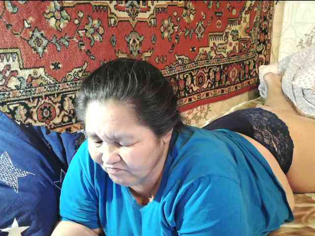 2Milf45