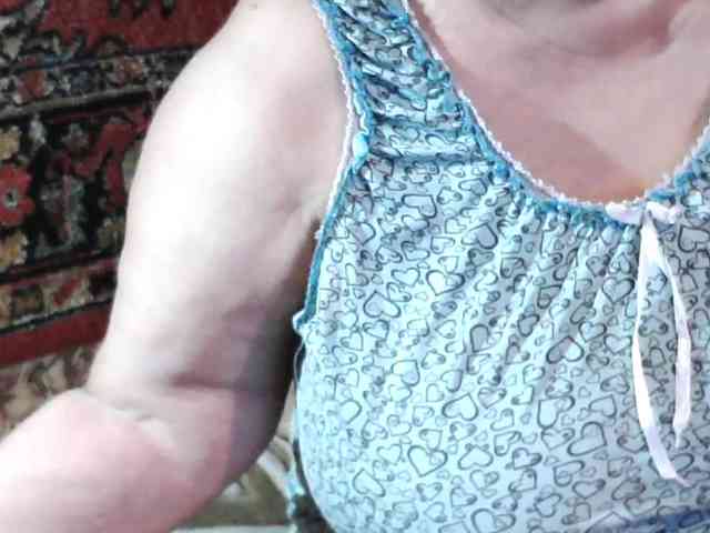 MilfZulfiya webcam