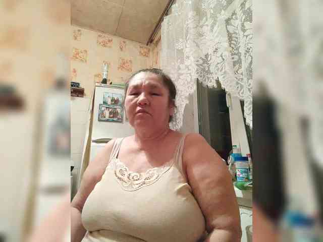 Model: MilfZulfiya