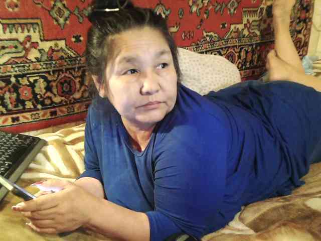 MilfZulfiya webcam