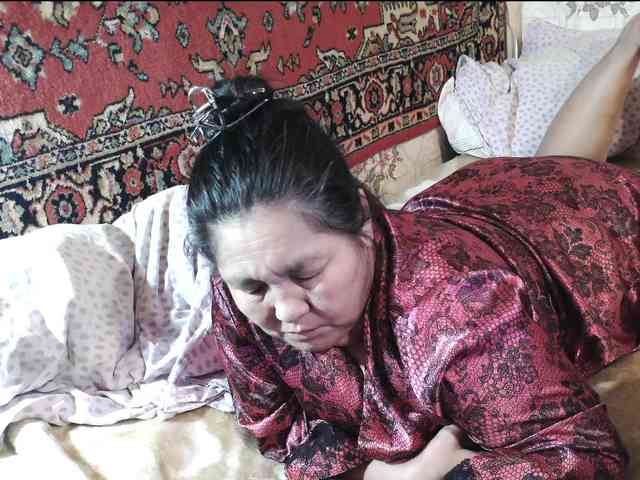 MilfZulfiya webcam