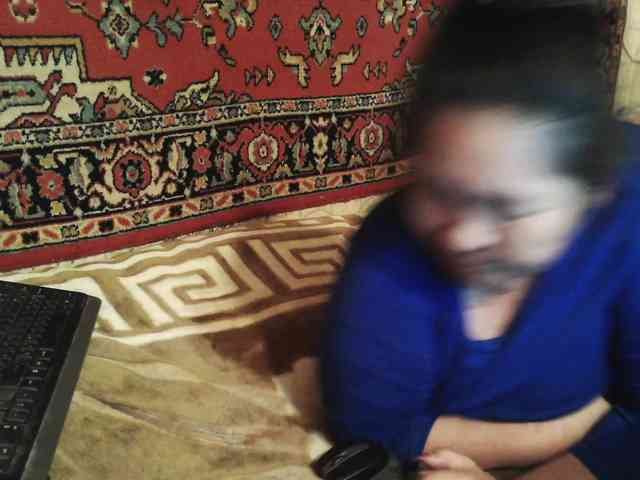 MilfZulfiya webcam
