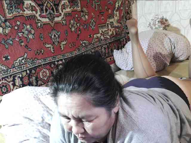 MilfZulfiya webcam