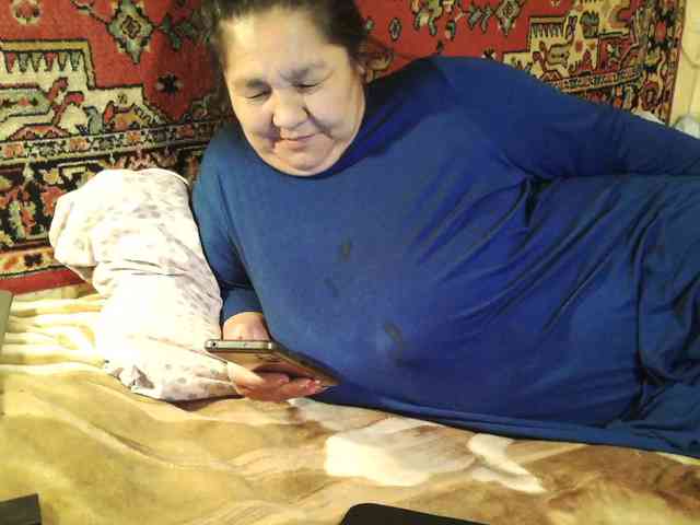 MilfZulfiya webcam
