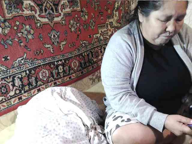 MilfZulfiya webcam