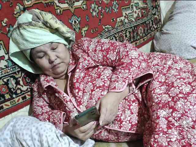 MilfZulfiya webcam