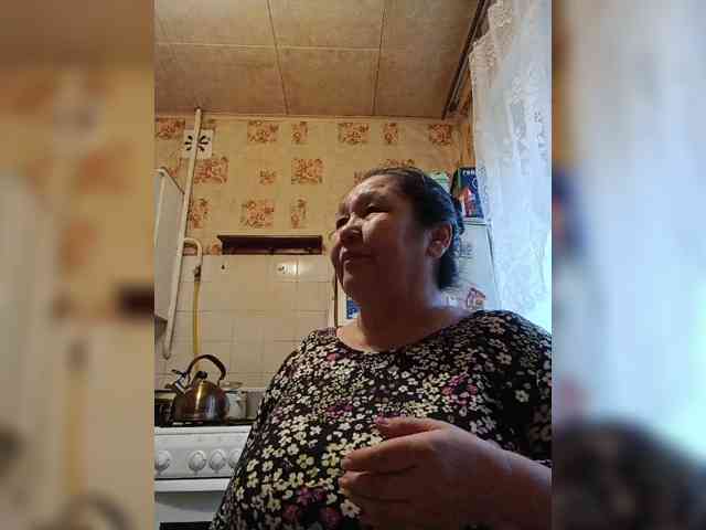 2Milf45 live female cam on bongacams