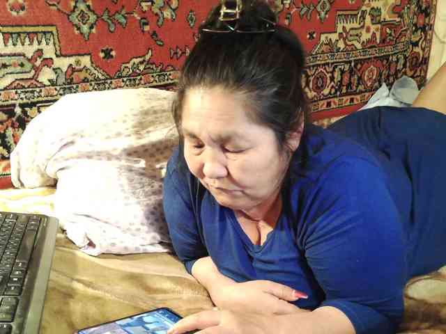 MilfZulfiya webcam